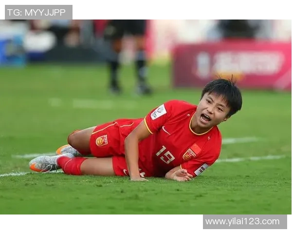 中国足球星排名前十名揭秘 足坛风云人物与未来之星解析